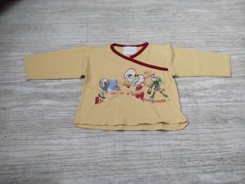 AN (1) - 4 ans - Tee-shirt jaune  Rosana  1 Paris 13 (75)
