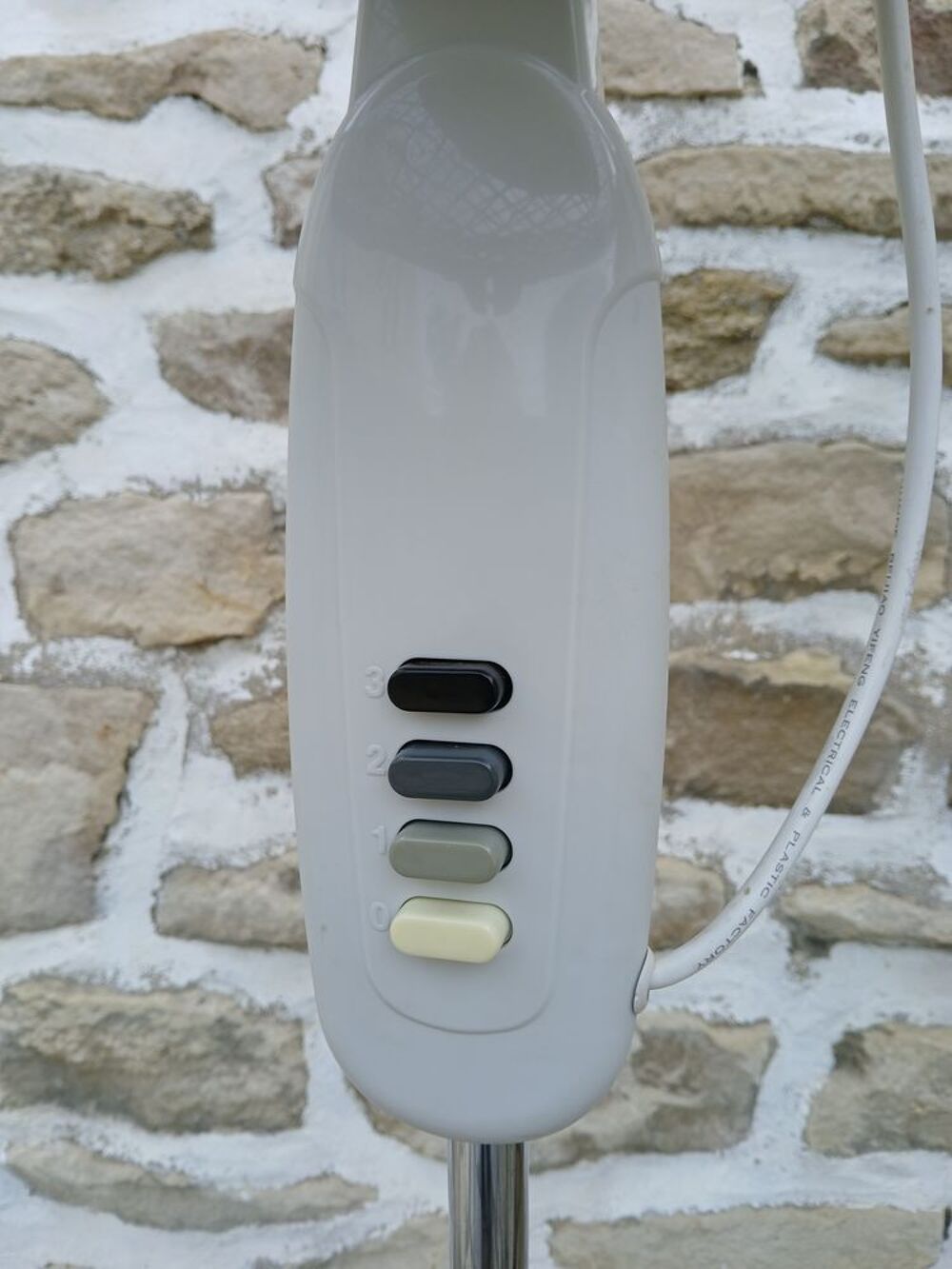 Ventilateur oscillant KUMTEL sur pieds Electroménager