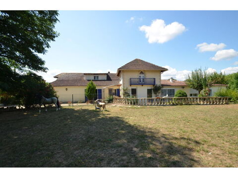   Maison F14 Maison - 14 pi�ce(s) - 252 m�