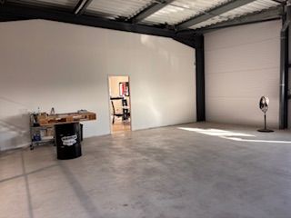  Atelier � louer 6 pi�ces 373 m�