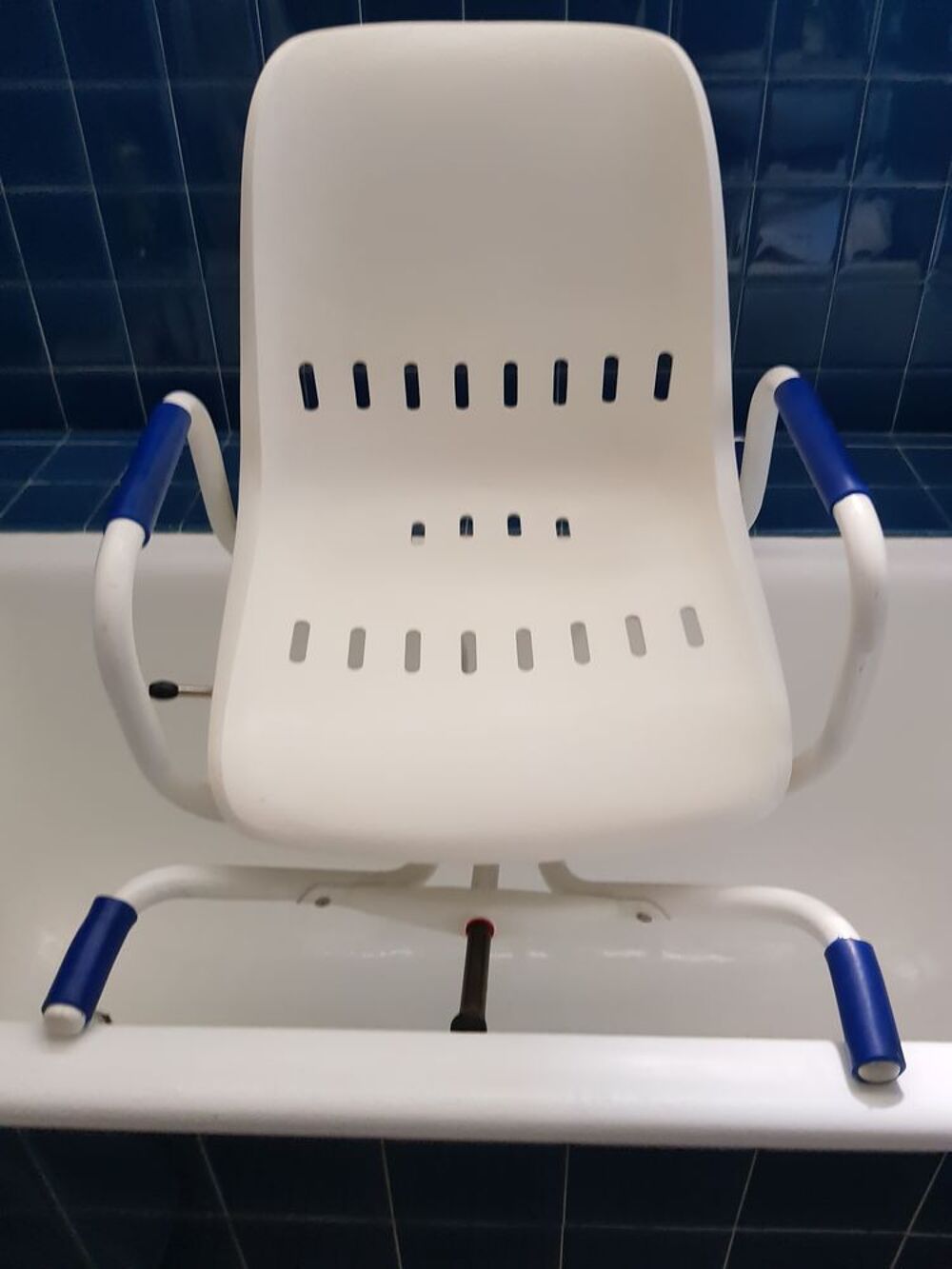 si&egrave;ge baignoire pivotant Meubles