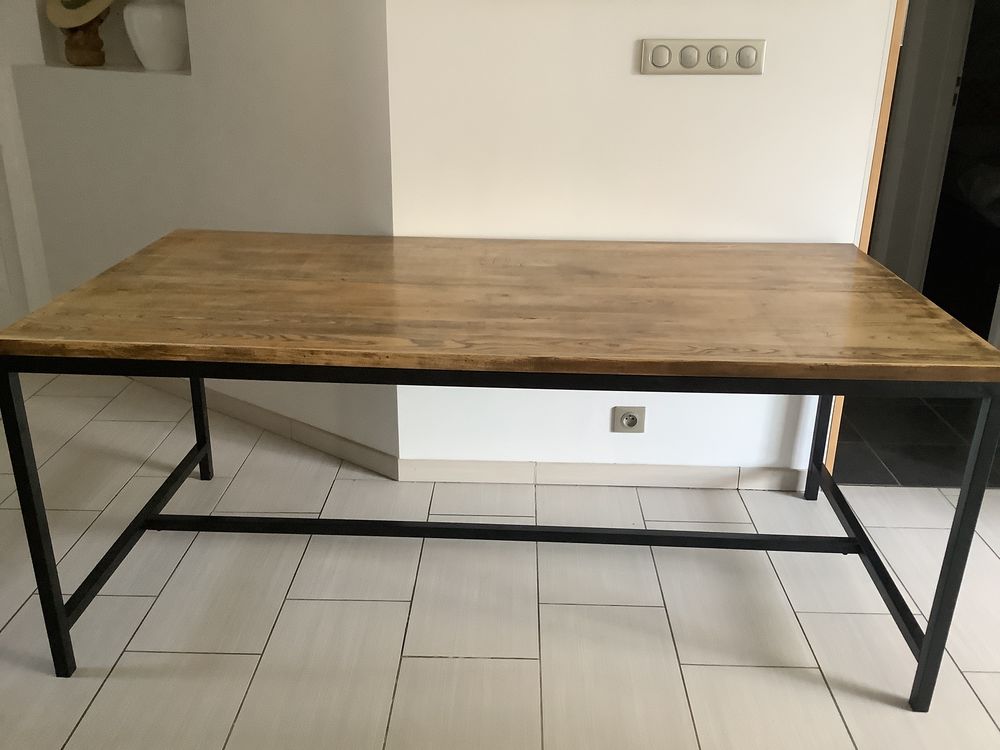 Table &agrave; manger maison du monde Meubles
