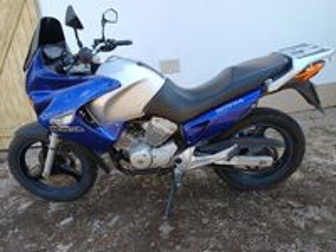 HONDA 2002 occasion 42640 Saint-Romain-la-Motte