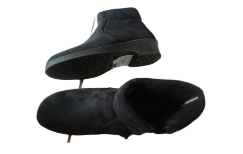 Boots noire talon compens&eacute; 4 cms marque S&eacute;riph&eacute; neuves pointure 36 Chaussures