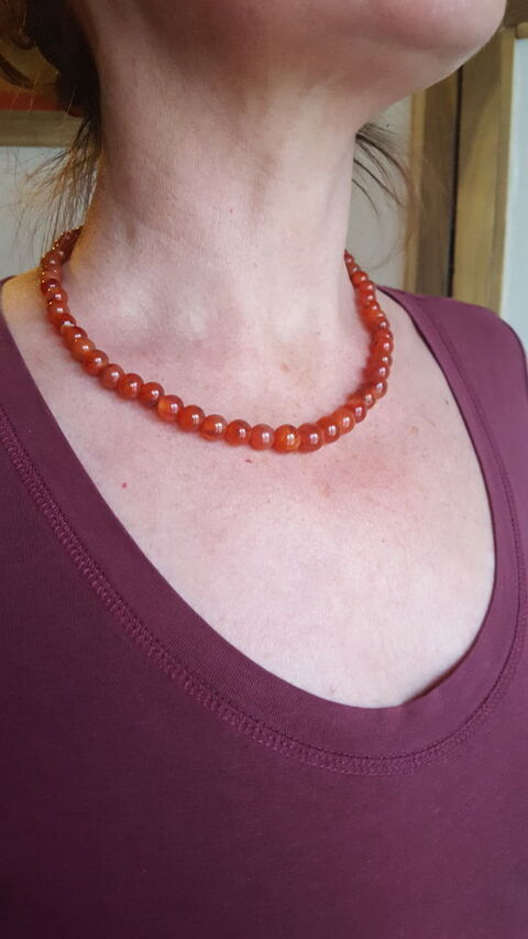 Magnifique Collier de perles cornaline L = 46 cm
60 Bordeaux (33)