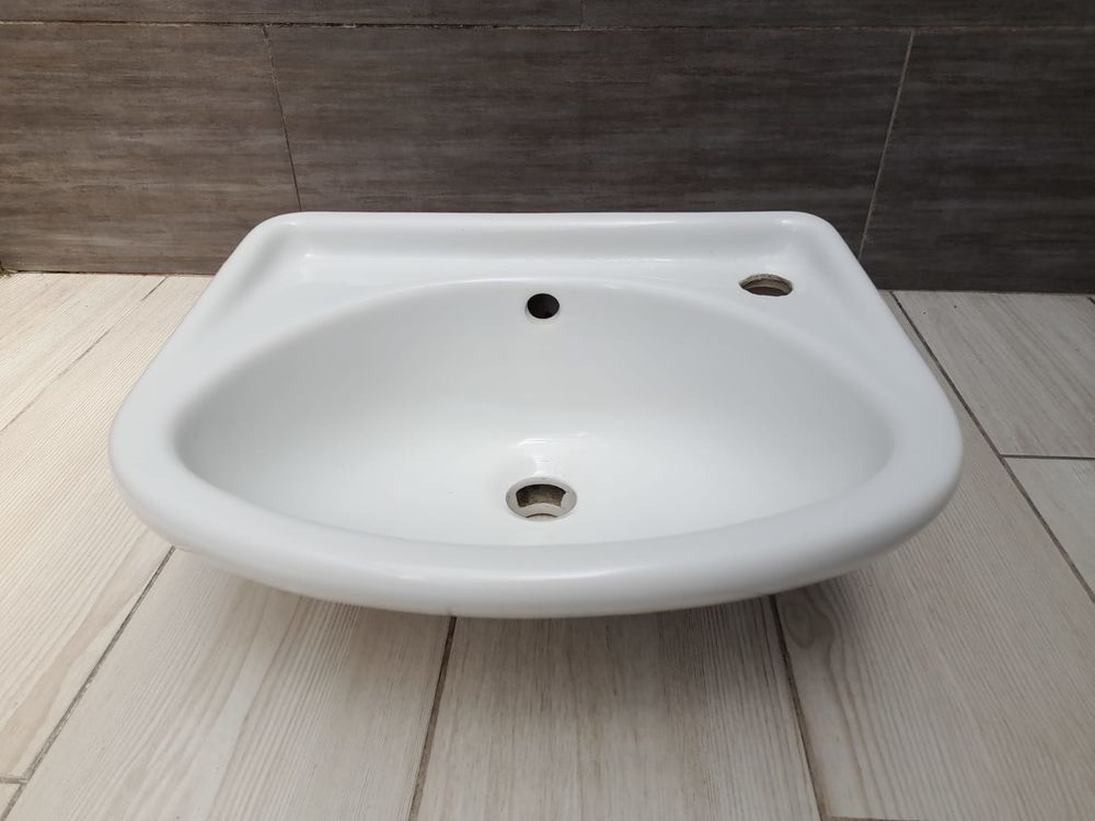lavabo mural blanc pour wc Bricolage