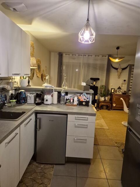  Appartement � louer 2 pi�ces 4585 m�