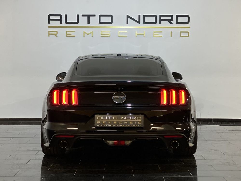 Mustang Fastback V8 5.0 421 Black Shadow Edition A 2017 occasion 69007 Lyon