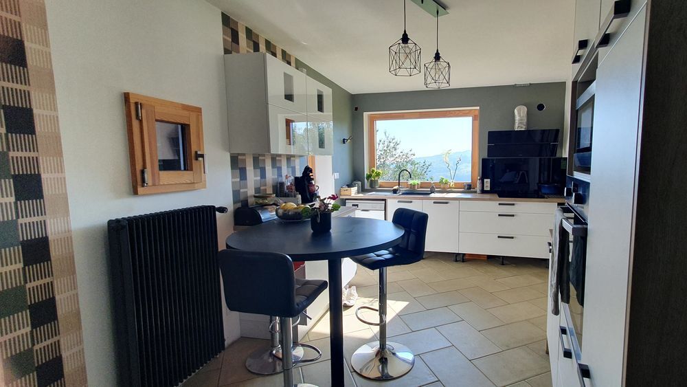 Vente Villa Maison d'architecte, proche Renaison, 8 pièces, superbe vue Ambierle