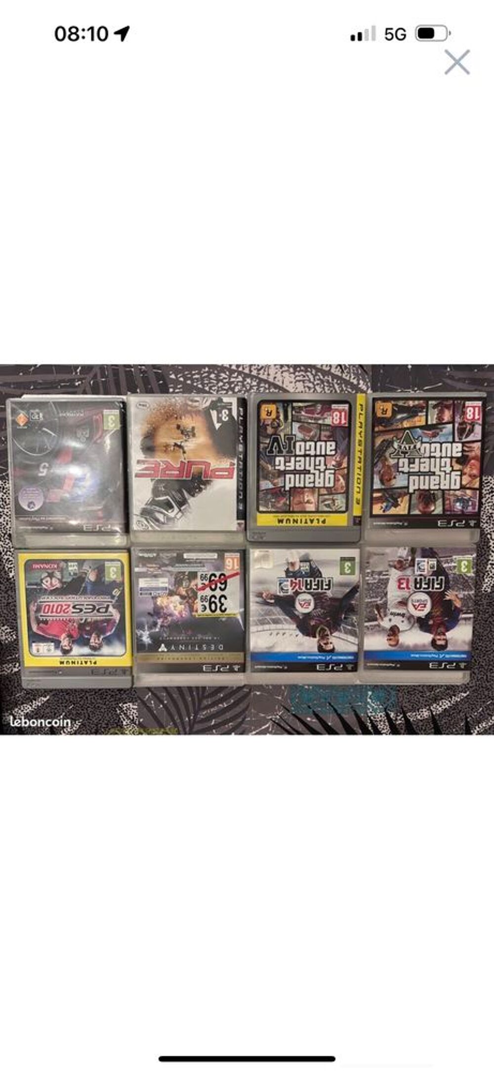 PS3 et ses deux manettes + tous me jeux Consoles et jeux vidéos
