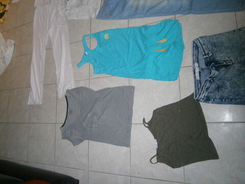 lot vêtements 12 ans fille 8 Le Péage-de-Roussillon (38)
