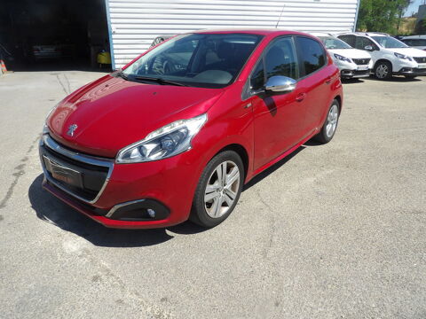 Peugeot 208 1.2 PureTech 82ch BVM5 Style 2017 occasion Sorgues 84700