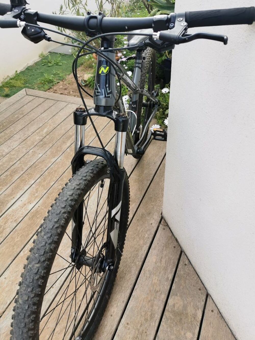 VTT NAKARUMA taille Mod&egrave;le SUMMIT 700 Vélos