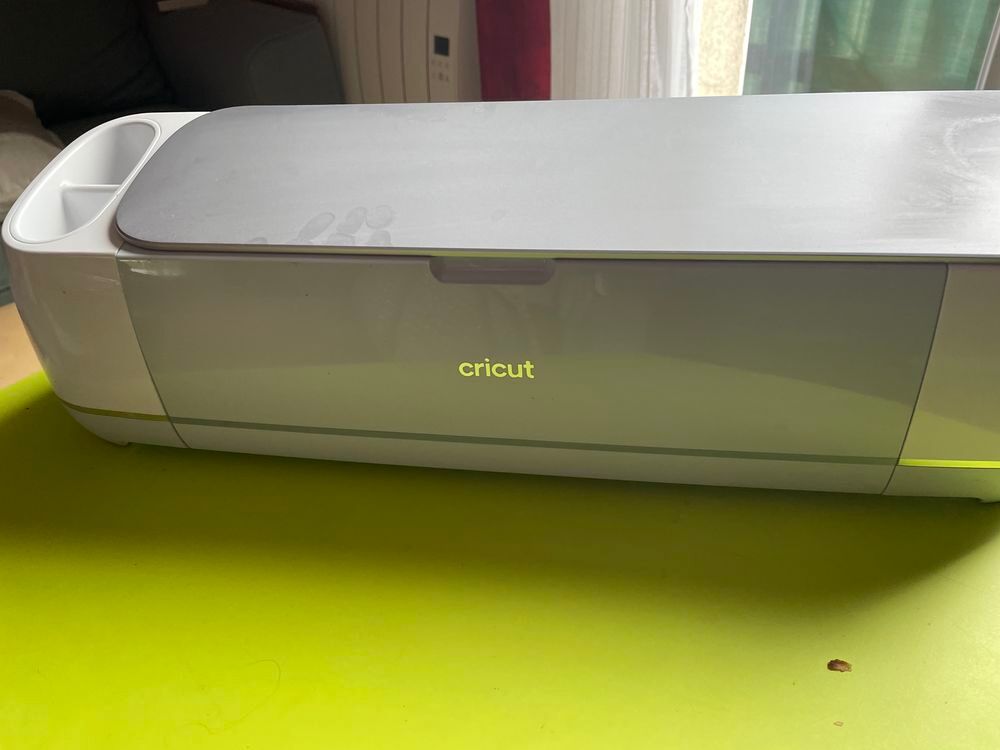 machine &agrave; d&eacute;couper cricut enti&egrave;re pour pi&egrave;ces d&eacute;taches
Bricolage