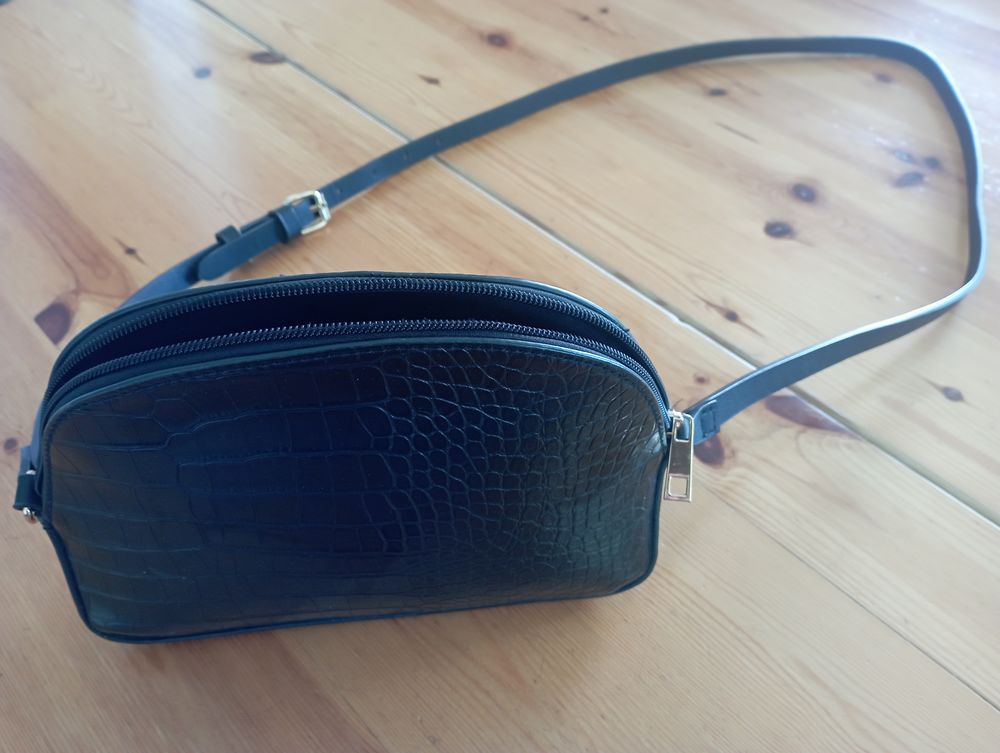 Petit sac bandouli&egrave;re noir Maroquinerie