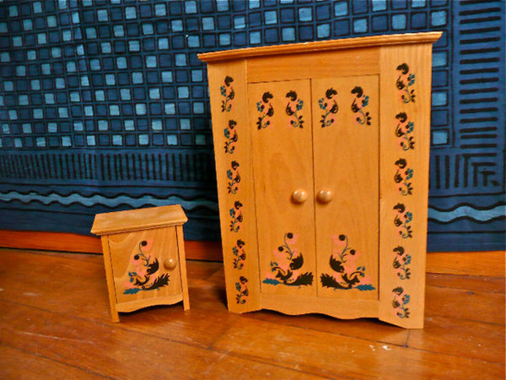 Armoire penderie poup&eacute;e Jeux / jouets