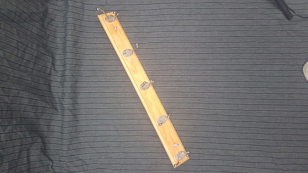 Porte-manteau en bois et fer Décoration