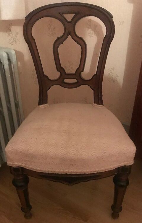 Chaise capitonn�e 25 Rosny-sous-Bois (93)