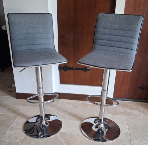 2 TABOURETS DE BAR Bassevelle (77)