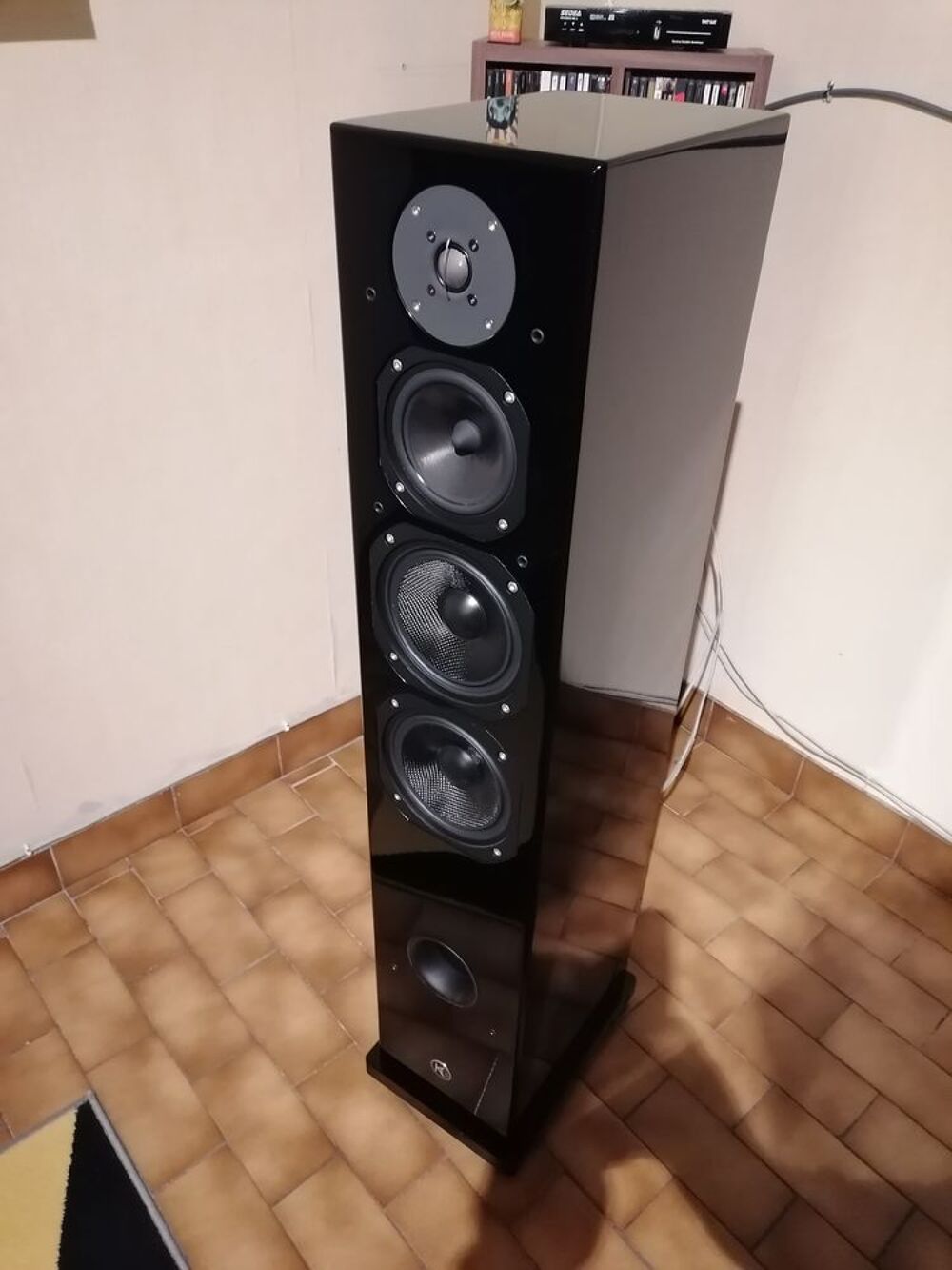 Enceintes KELINAC 714 MG laqu&eacute;e Noire Audio et hifi