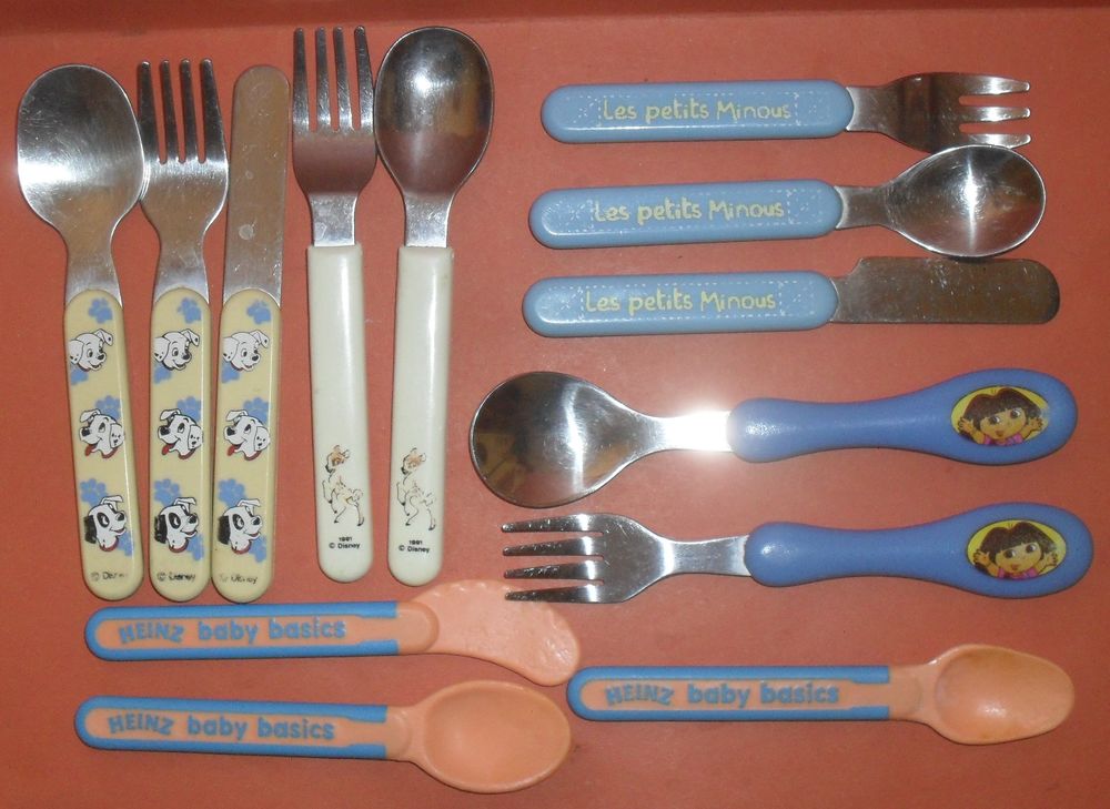 Lot de 13 couverts pour petits enfants Puriculture