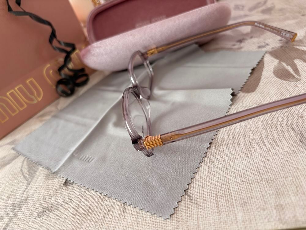 MiuMiu rose lilas taille 53 lunettes de vue 
