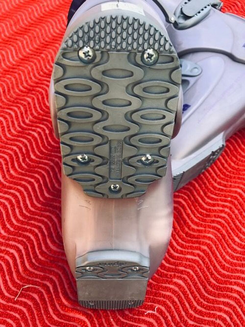 Chaussures de ski neuves Alpina Sports
