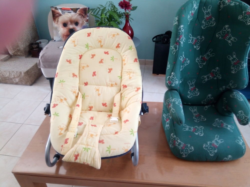 Vend si&egrave;ge auto,transat&amp;portique Mobilier enfants