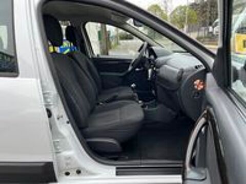 Duster 1.5 dCi 110 4x2 Laur&eacute;ate 2012 occasion 42700 Firminy