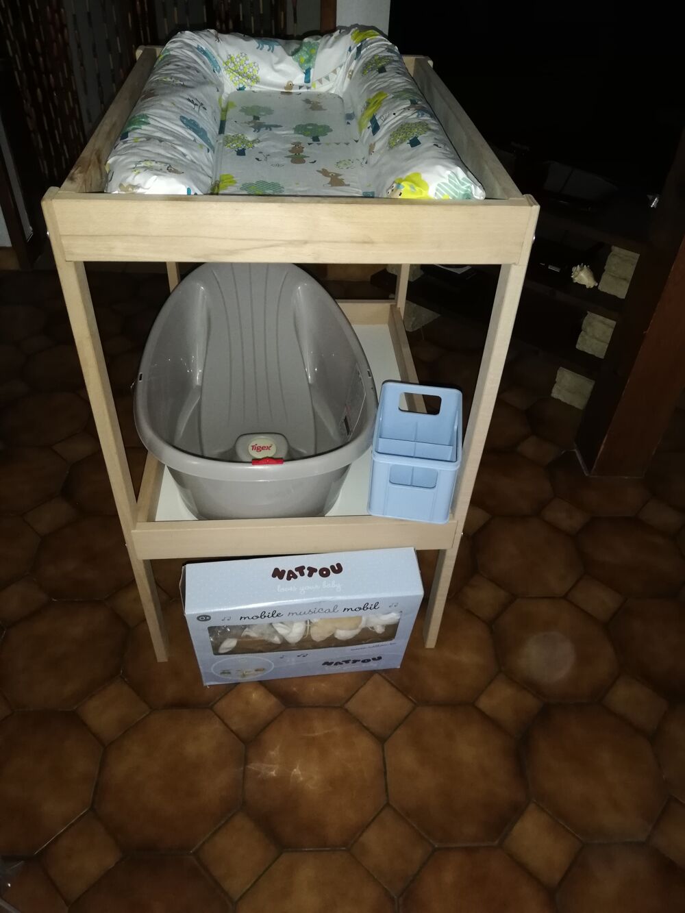 TABLE A LANGER Pu�riculture