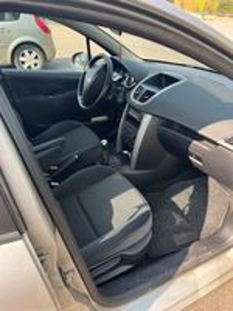 207 1.6 HDi 16v 90ch Trendy 2007 occasion 57000 Metz