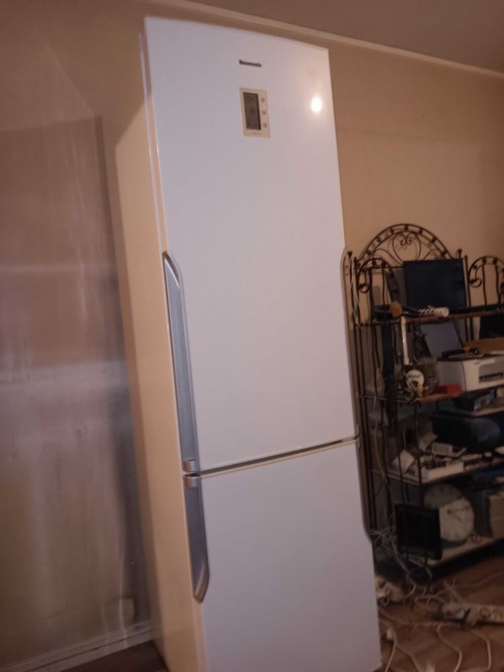 r&eacute;frig&eacute;rateur Combin&eacute; Cong&eacute;lateur Panasonic Class A++ 367/Litres Froid No Froost Enti&egrave;rement Ventil&eacute; Congel 72/Litres Fonction rapide 12kg/24h Electroménager