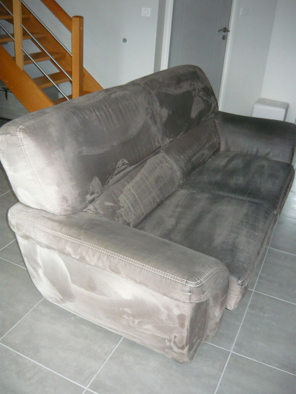 Canap&eacute; 3 places en microfibre Meubles