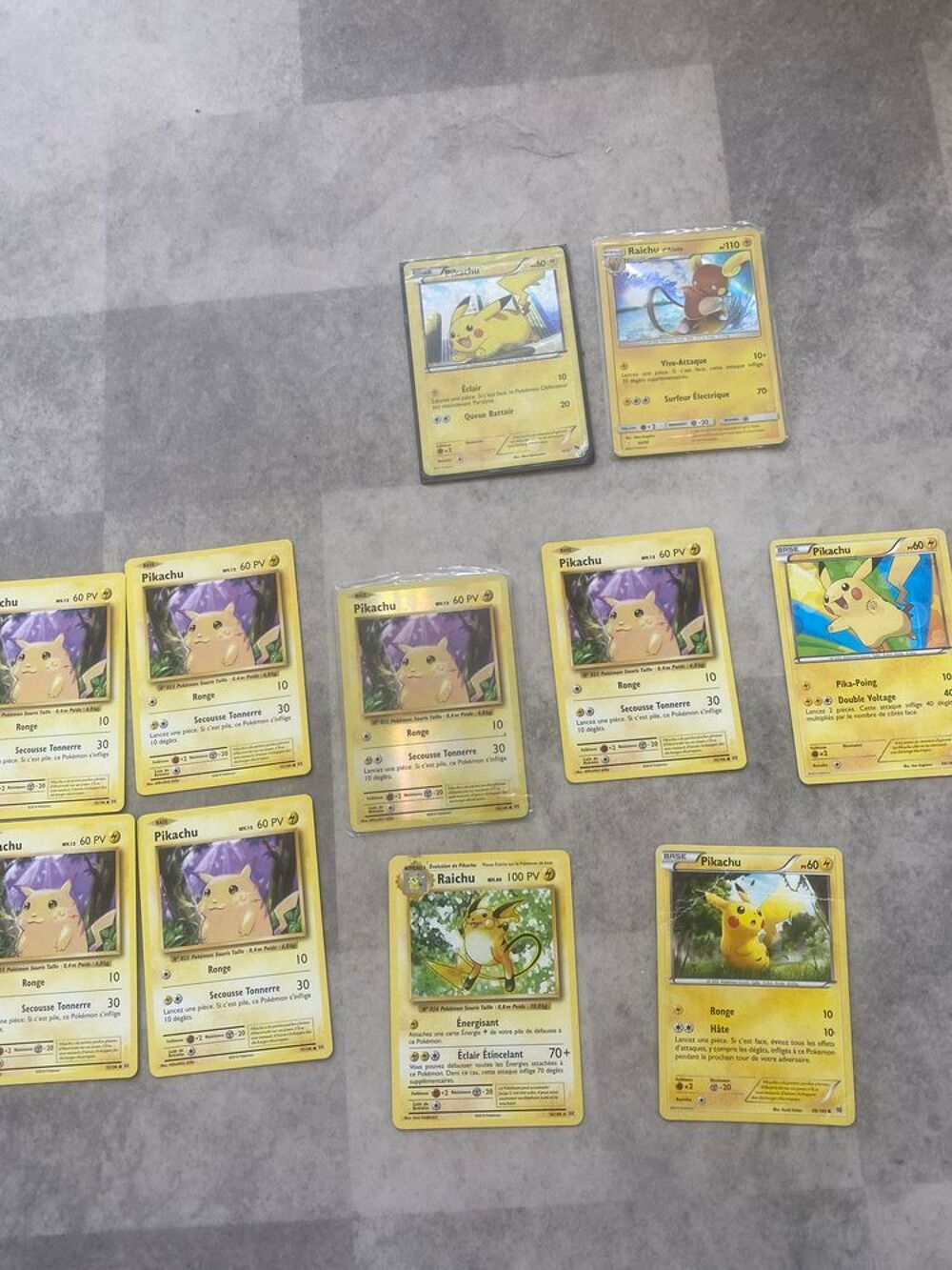Carte pikachu a l'ancienne Bijoux et montres