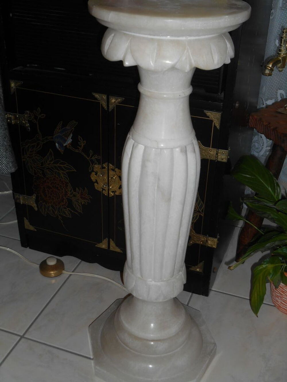 Lampe Colonne en alb&acirc;tre Décoration