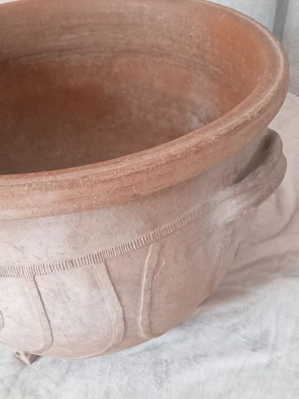 Magnifique bugadier ancien en terre cuite, datant du XIX? si Jardin