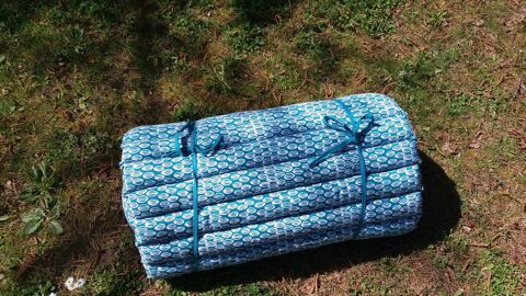 Matelas de sol réversible sieste tropique Francoise SAGET 30 Charantonnay (38)