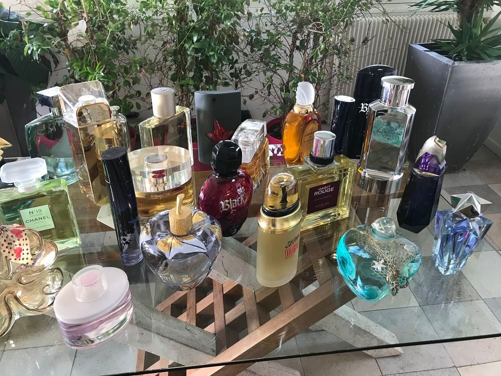 collection factices g&eacute;ants parfumerie 