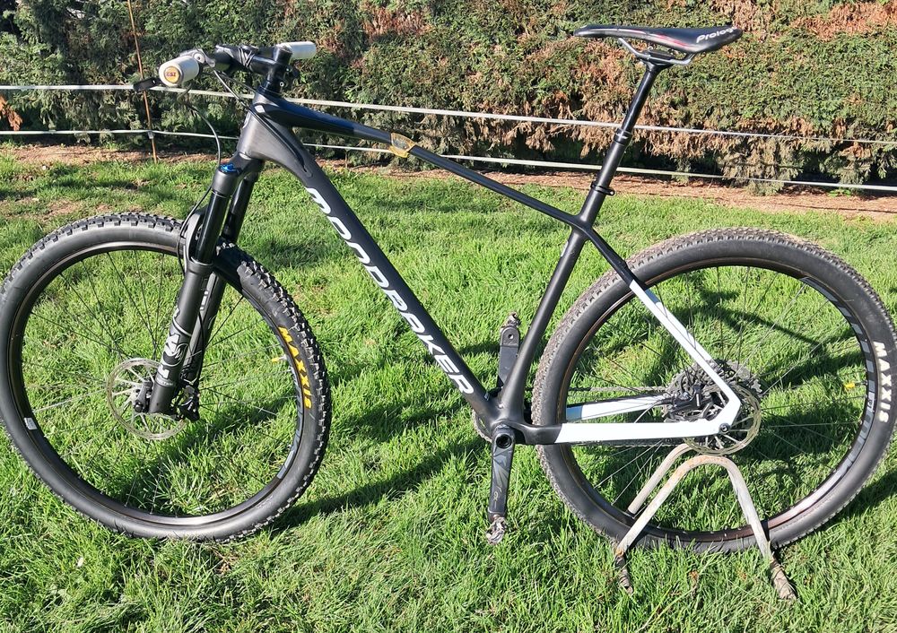 VTT SEMI RIGIDE CARBONE
Vélos
