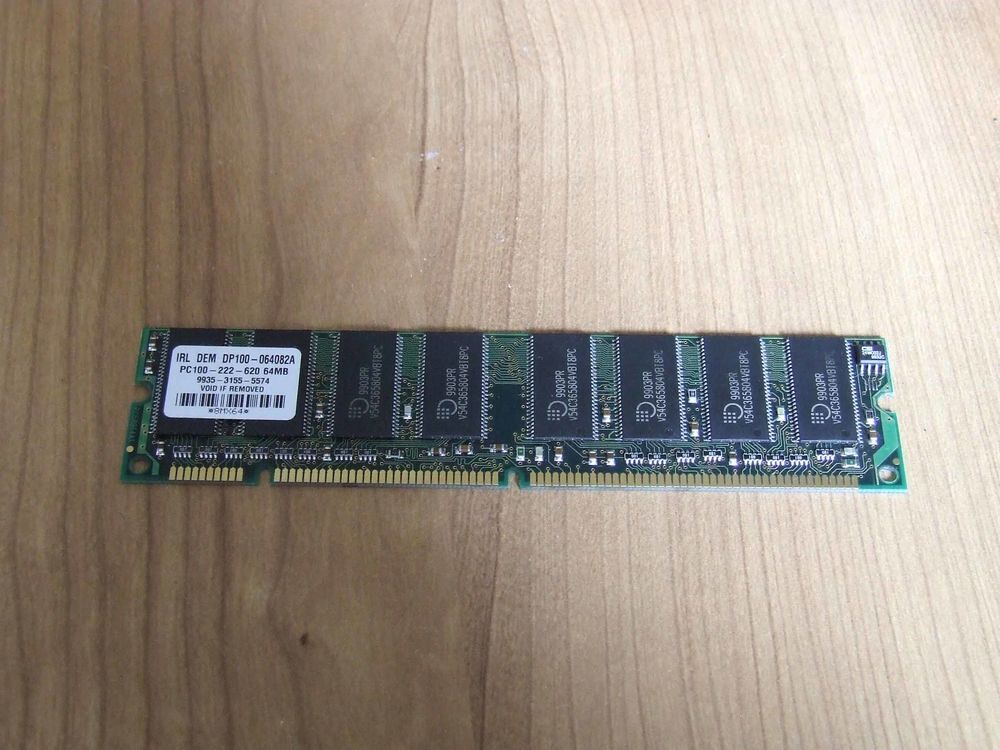 Barrette m&eacute;moire IRL DEM, 64MB, 184 broches, TBE Matériel informatique