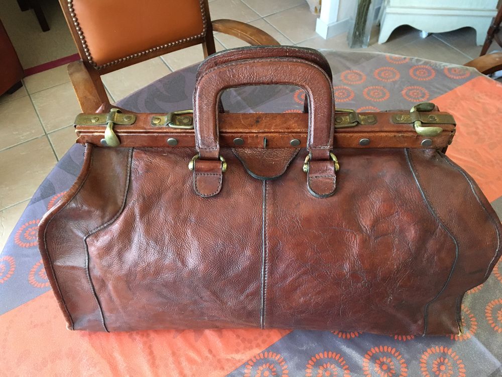 Sacoche de voyage en cuir marque HIDESIGN Maroquinerie