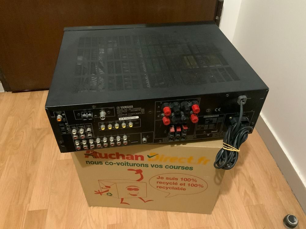 AMPLIFICATEUR HOME-CIN&Eacute;MA YAMAHA RX-V420 RDS Audio et hifi