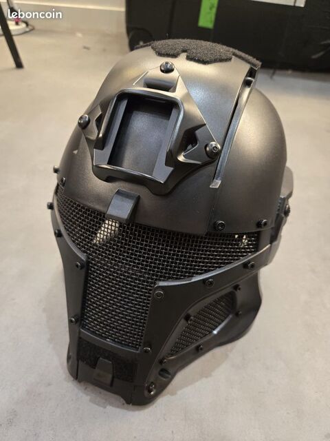 Casque intégral noir grillagé airsoft/paintball Paris 20 (75)