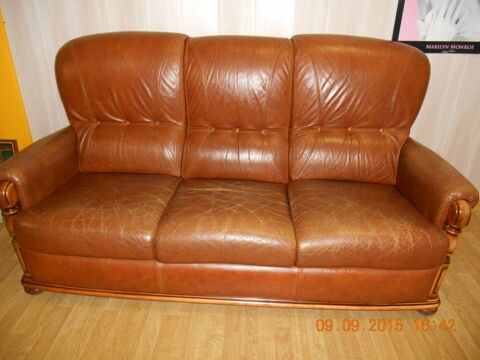 SALON CUIR 250 Verniolle (09)