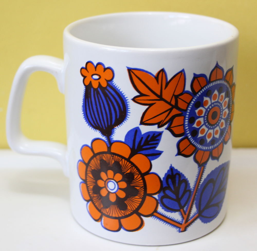 Tasse mug vintage 60 - 70 STAFFORDSHIRE POTTERIES ENGLAND fl Cuisine