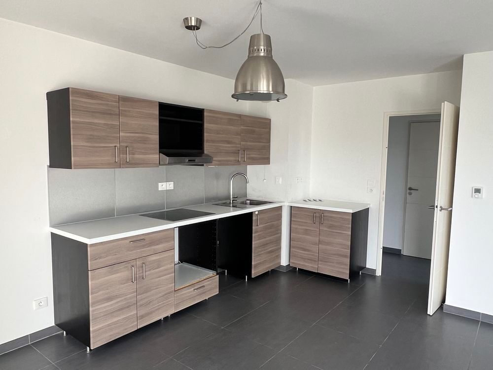 Vente Appartement T3 / 70M2/TERRASSE/ GARAGE/ PORT MARIANNE MONTPELLIER Montpellier