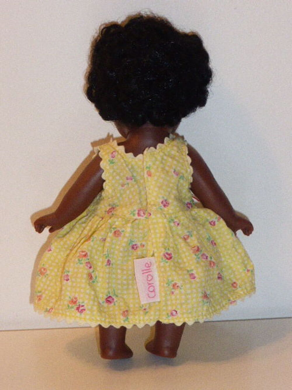 Corolle poup&eacute;e mini corolline ELLA africaine cheveux courts Jeux / jouets