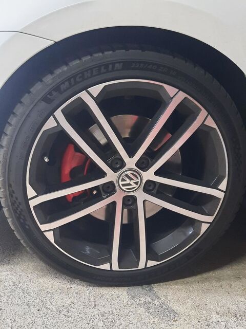 Pi&egrave;ces et &eacute;quipements Voiture Pi&egrave;ces et &eacute;quipements Voiture  occasion Clermont-Ferrand 63000