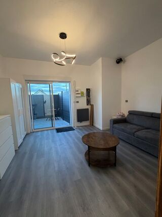  Appartement à louer 1 pièce 24 m² Étampes