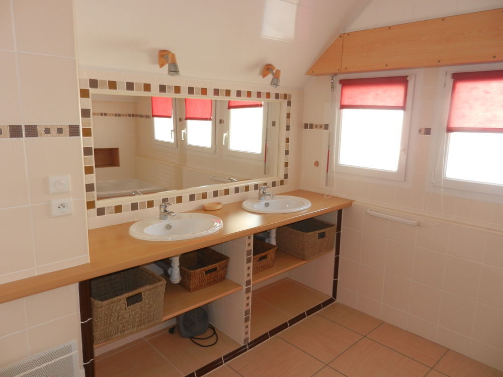    ~~ LA PLAGE A PIED 100m bretagne ~~ Bretagne, Guilvinec (29730)